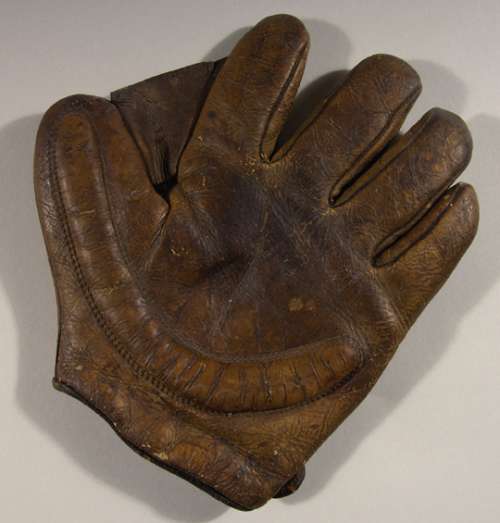 Early 1900's Crescent Glove Front